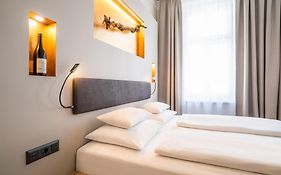 Hotel Rathaus - Wein & Design